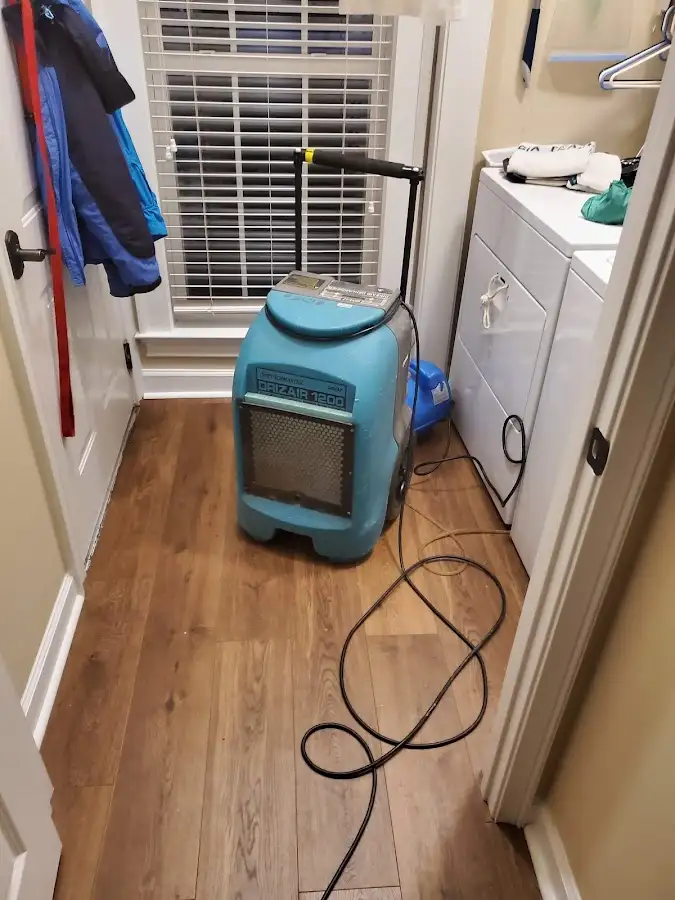 Commercial dehumidifier deployed for Flood Damage Cleanup in Alum Rock